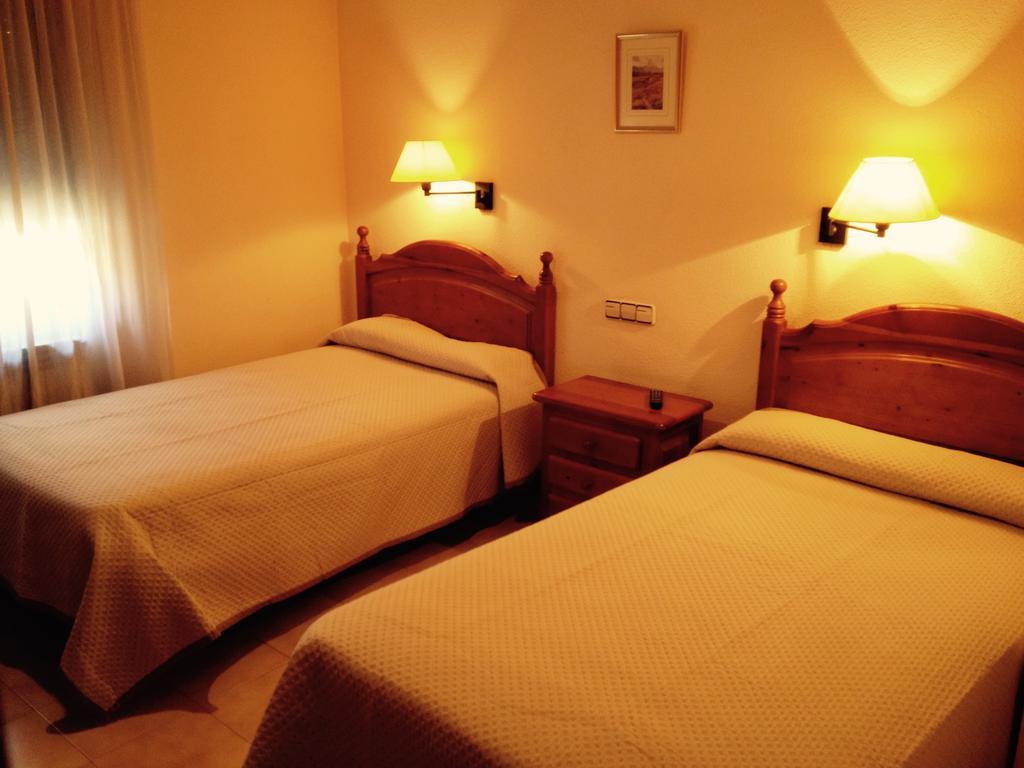 Hostal Nicolas Medinaceli Δωμάτιο φωτογραφία