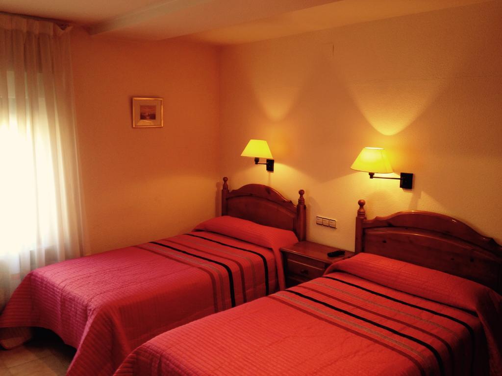 Hostal Nicolas Medinaceli Δωμάτιο φωτογραφία